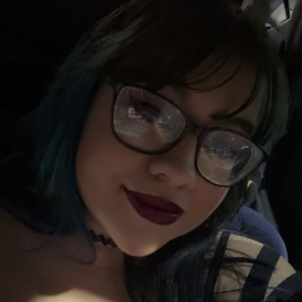 Meet your Posher, Angelica